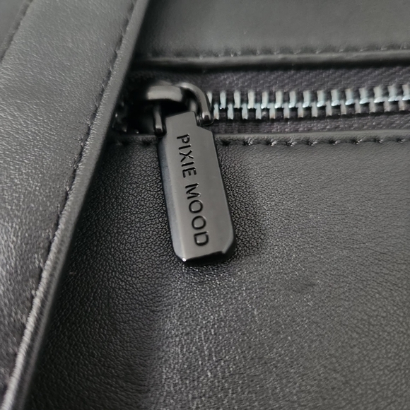 Pixie MOOD VEGAN LEATHER Black Backpack - Picture 4 of 7